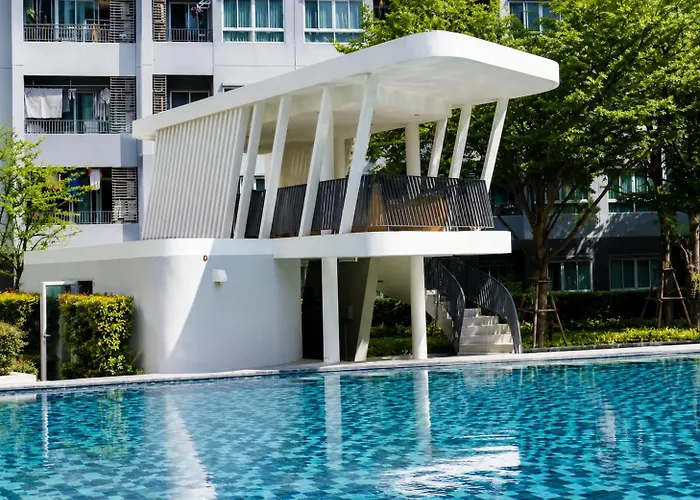 Pool Near Bts Quiet Apartment