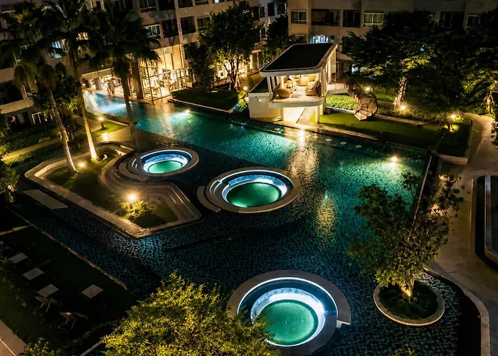 Pool Near Bts Quiet Apartment *