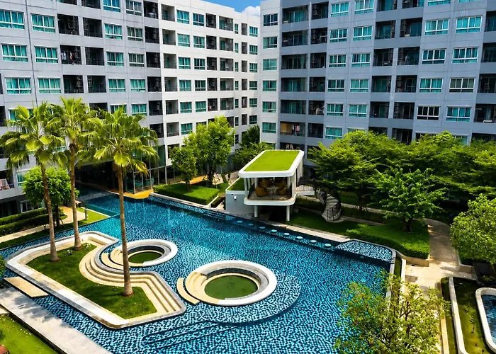 Apartment Pool Near Bts Quiet Bangkok