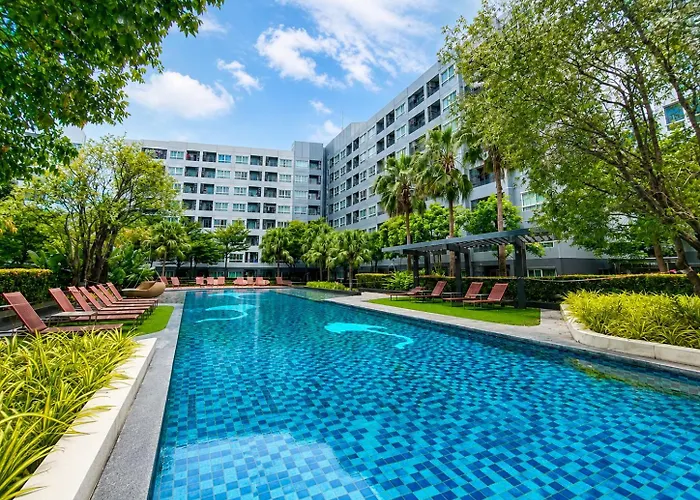 Pool Near Bts Quiet *